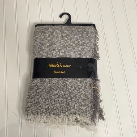 New full size blanket scarf 🧣 - Picture 6 of 6